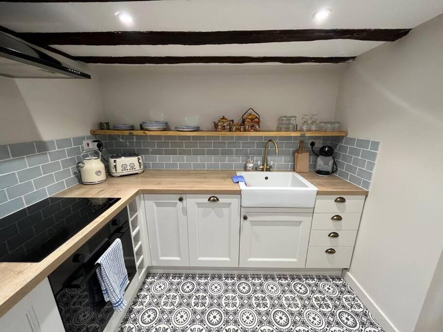 Historic Cambridgeshire Cottage Godmanchester エクステリア 写真