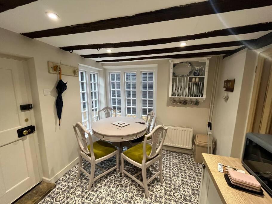 Historic Cambridgeshire Cottage Godmanchester エクステリア 写真